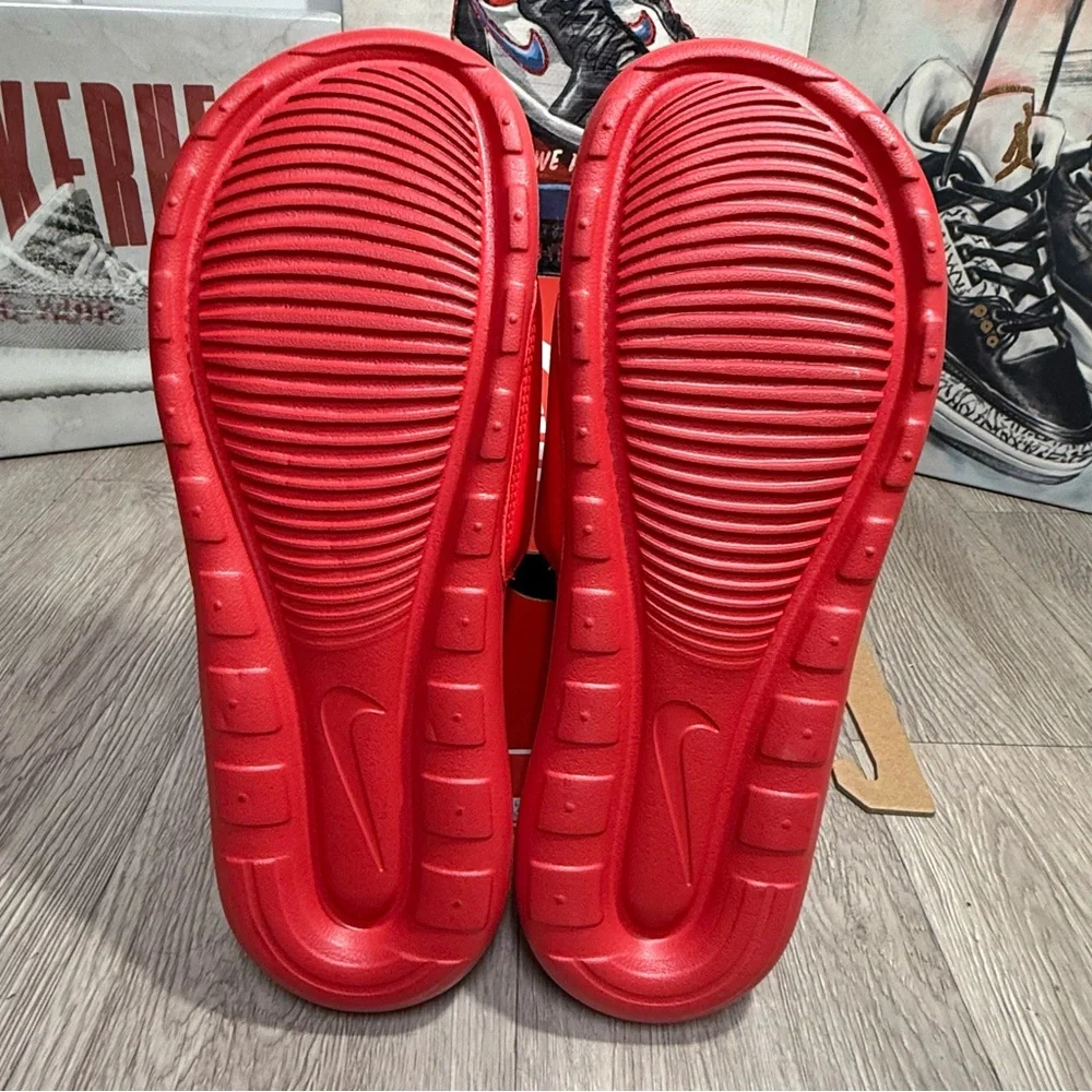 New Nike Victori One Slide Size 13 University Red/ Black